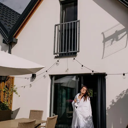 Dobre Katy Caloroczne Domki Katy Rybackie Exterior photo